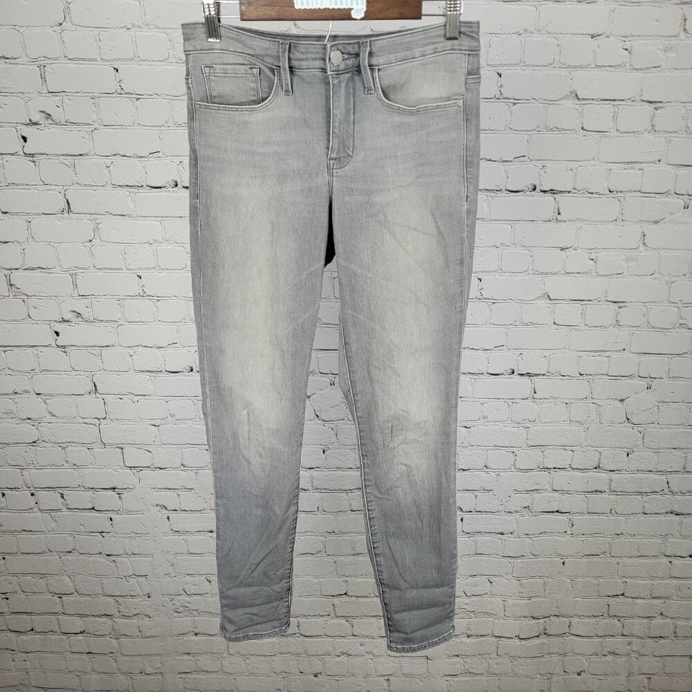 Athleta Sculptek Grey Stretch Mid Rise Performance Skinny Jeans Size 6 (29x29.5)